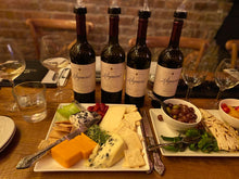 Load image into Gallery viewer, Spring 2023 Wine Blending Classes in Lake Forest, IL
